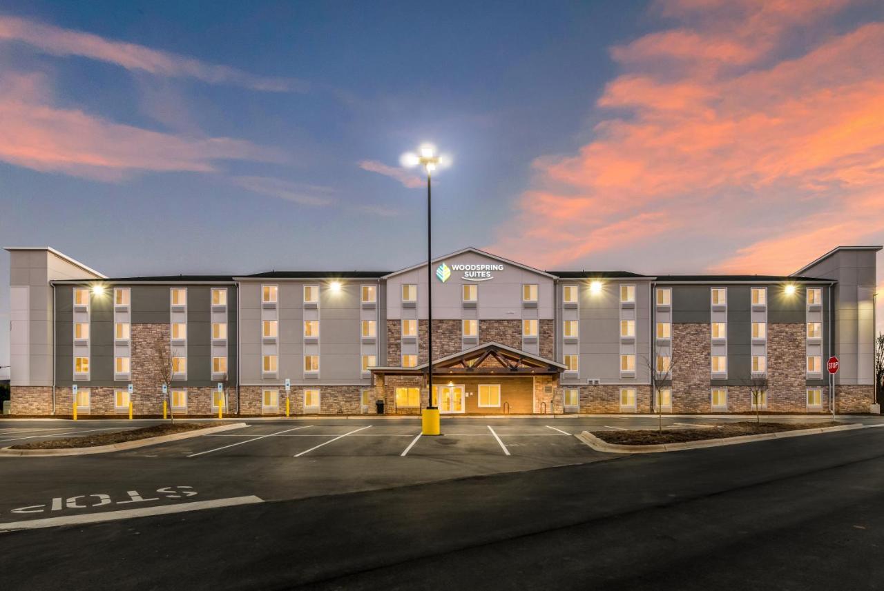 Woodspring Suites Charlotte - University Research Park Exterior photo